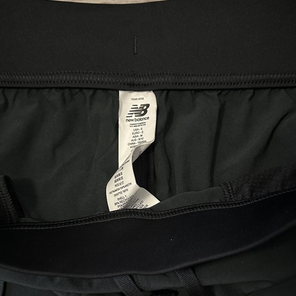 New Balance Women’s Black Joggers - Picture 2 of 8